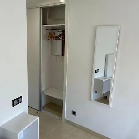 Acogedor En Primera Linea De Playa Appartement La Pineda